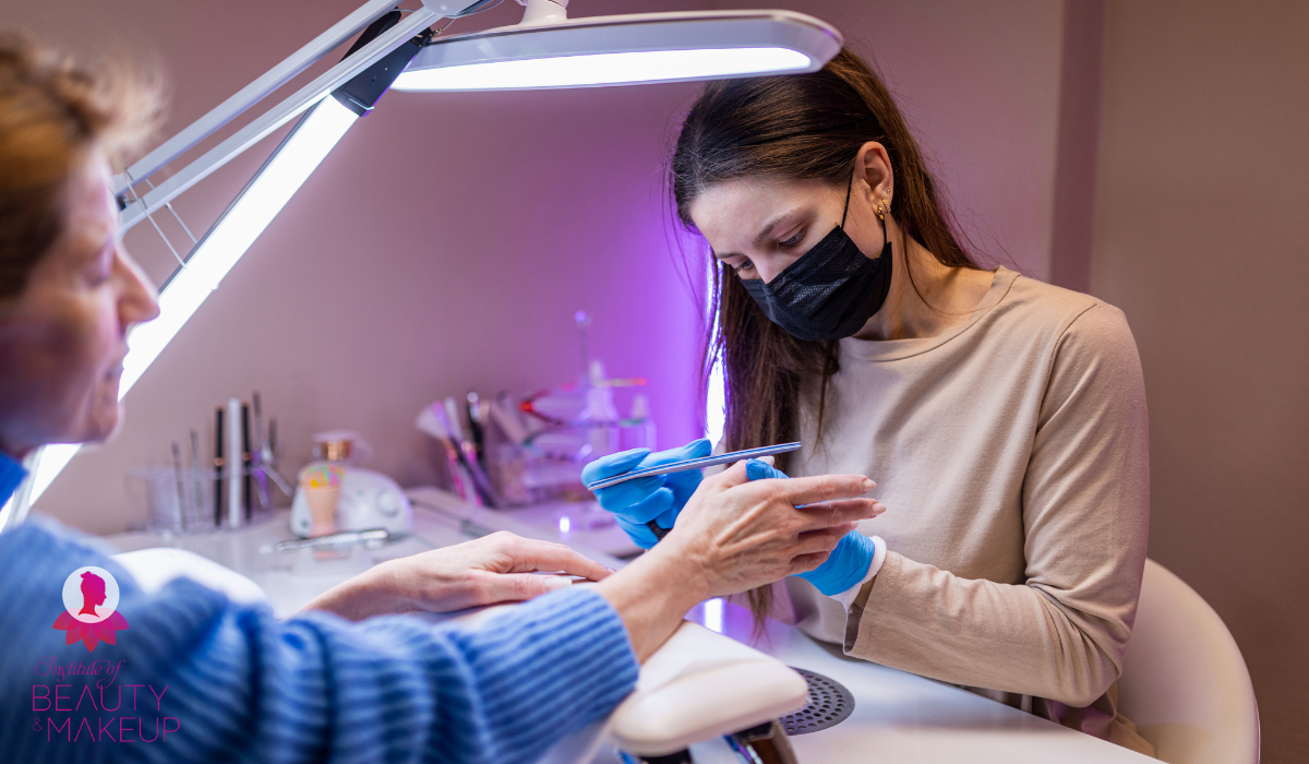 Gel Manicure and Nail Artist Online Course