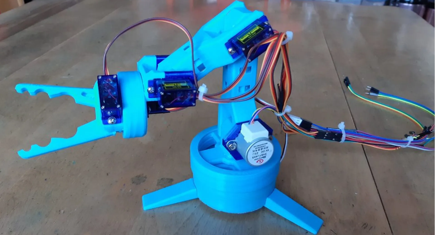 Easy Robot Arm 3D Model